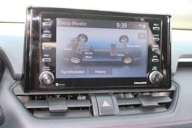 Used 2021 Toyota RAV4 SE w/ Weather & Moonroof Package AWD/4WD image 28