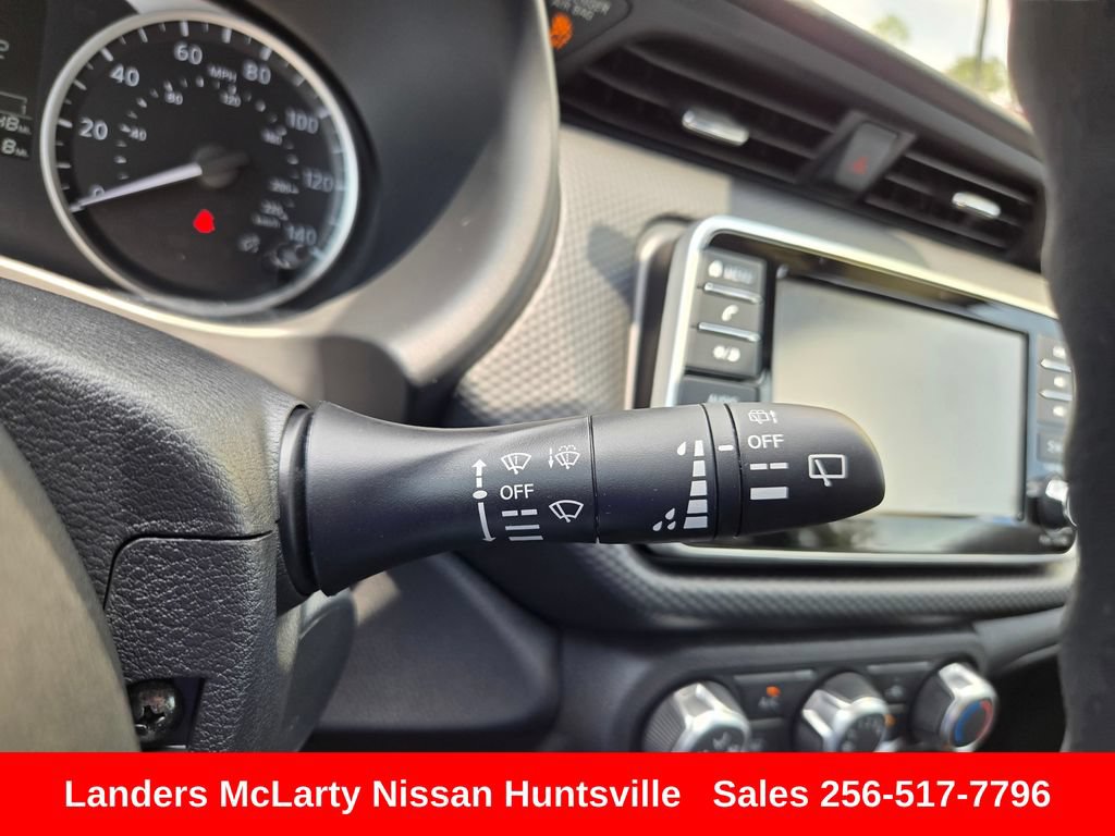 Used 2025 Nissan Kicks Play S FWD image 21