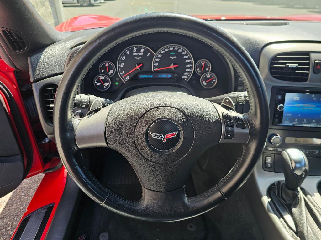 Used 2007 Chevrolet Corvette Convertible w/ Preferred Equipment Group RWD image 25