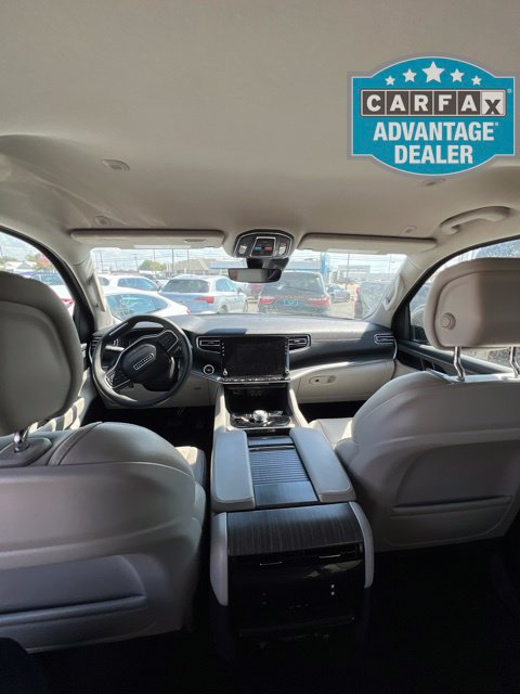 Used 2024 Jeep Wagoneer L Series II w/ Flexible Seating Group AWD/4WD image 6