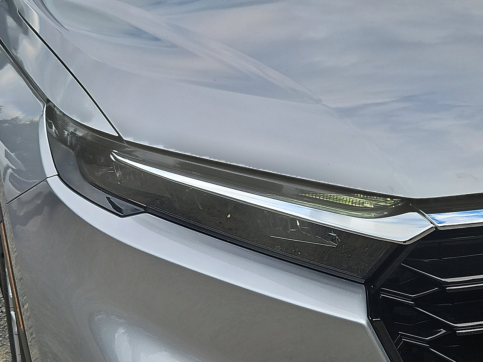 Used 2023 Honda CR-V EX-L image 10