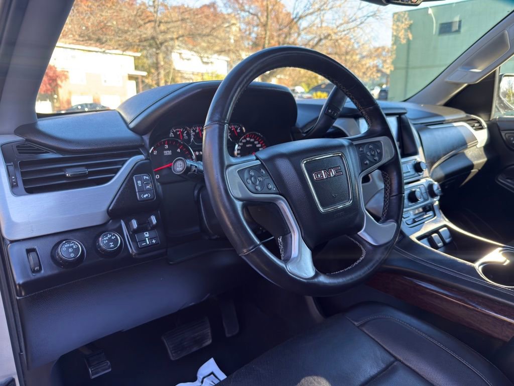 Used 2016 GMC Yukon XL SLT w/ HD Trailering Package image 15