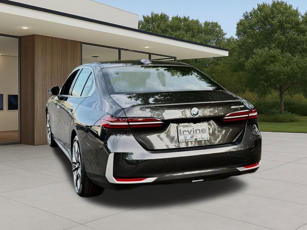 New 2026 BMW i5 eDrive40 w/ Premium Package image 11