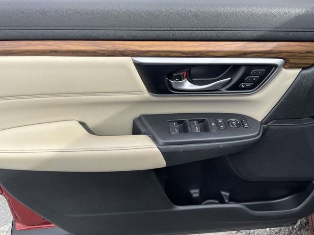 Used 2018 Honda CR-V Touring image 18