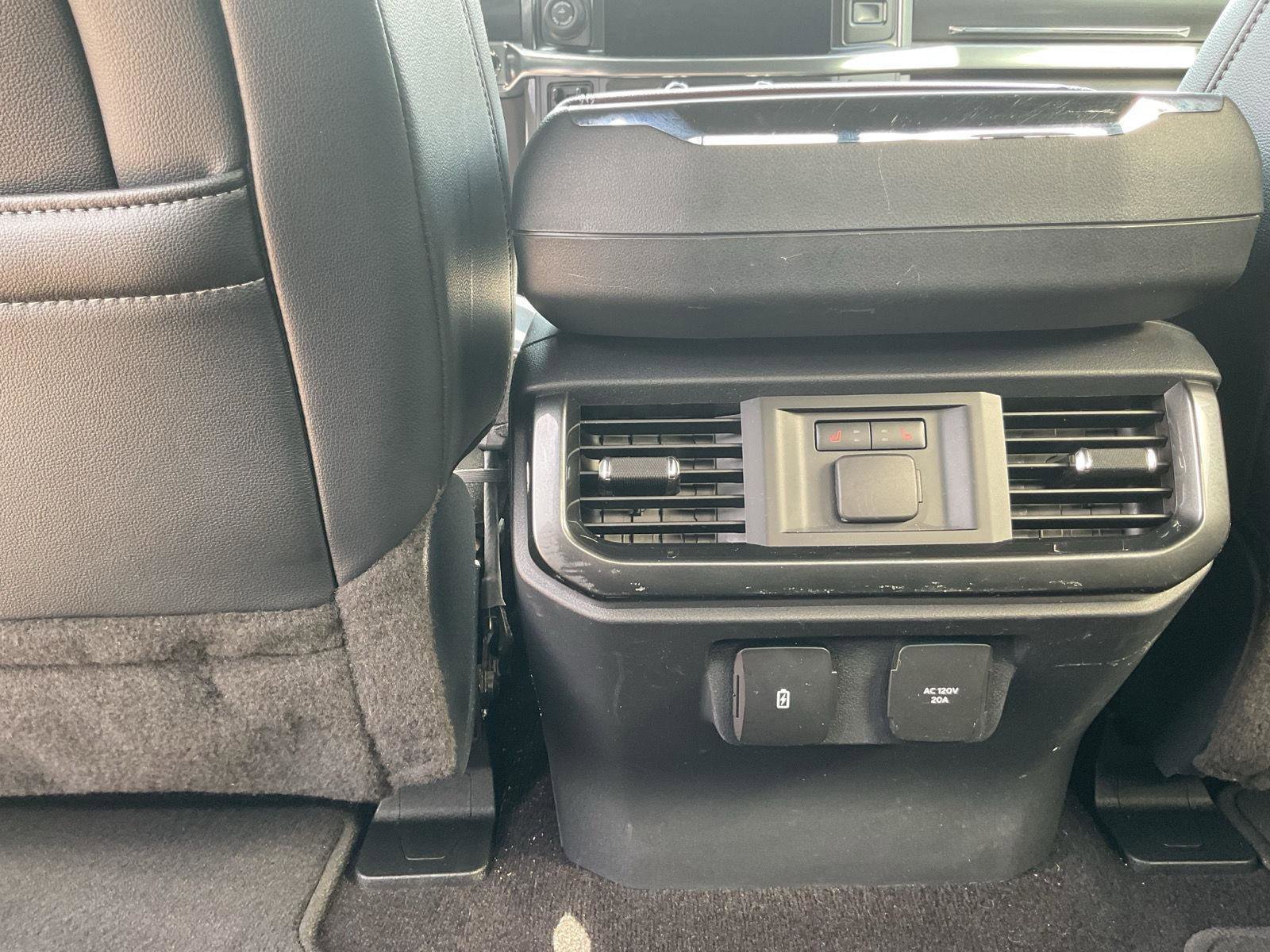 Used 2021 Ford F150 Lariat w/ Equipment Group 502A High image 30