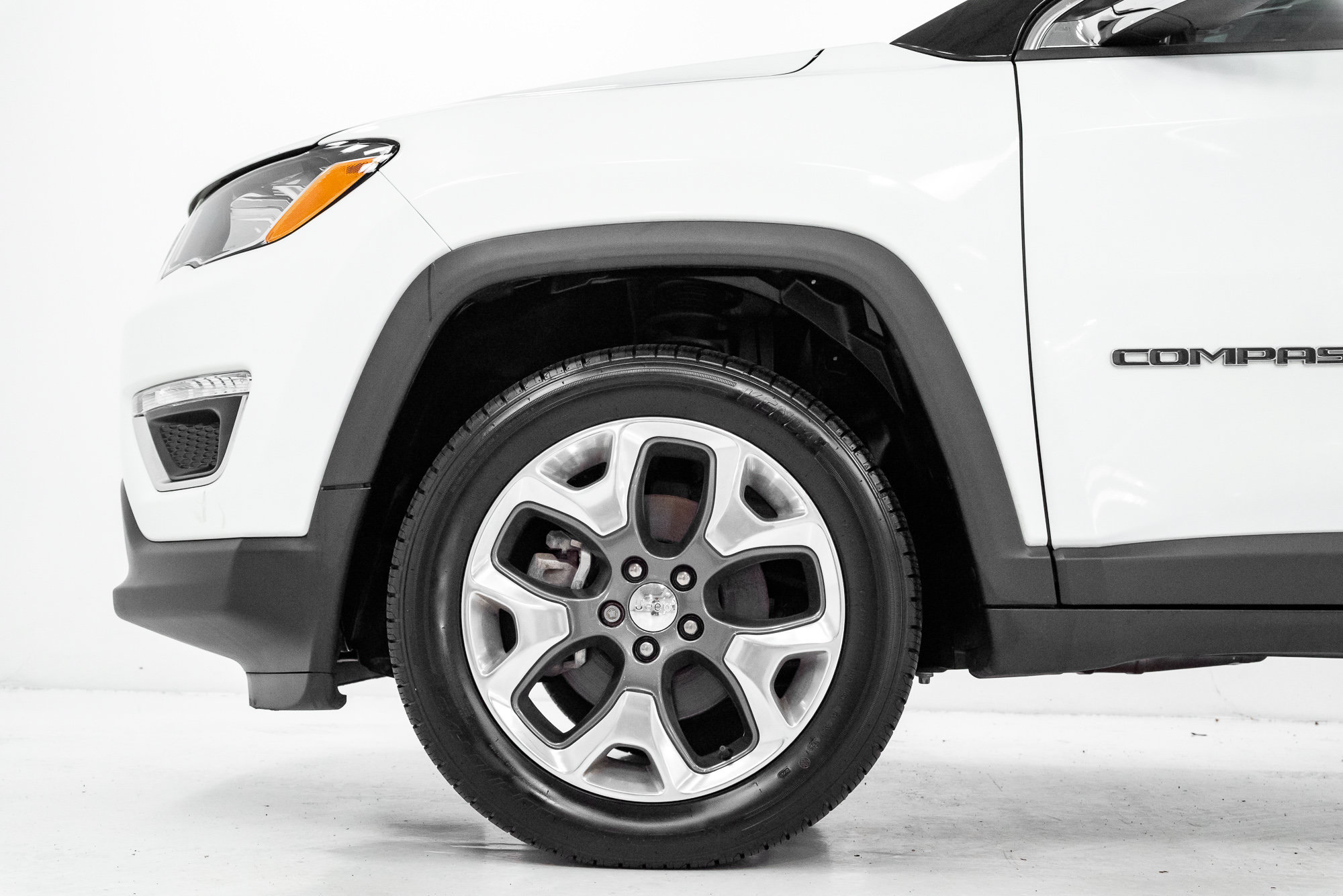 Used 2019 Jeep Compass Limited AWD/4WD image 22