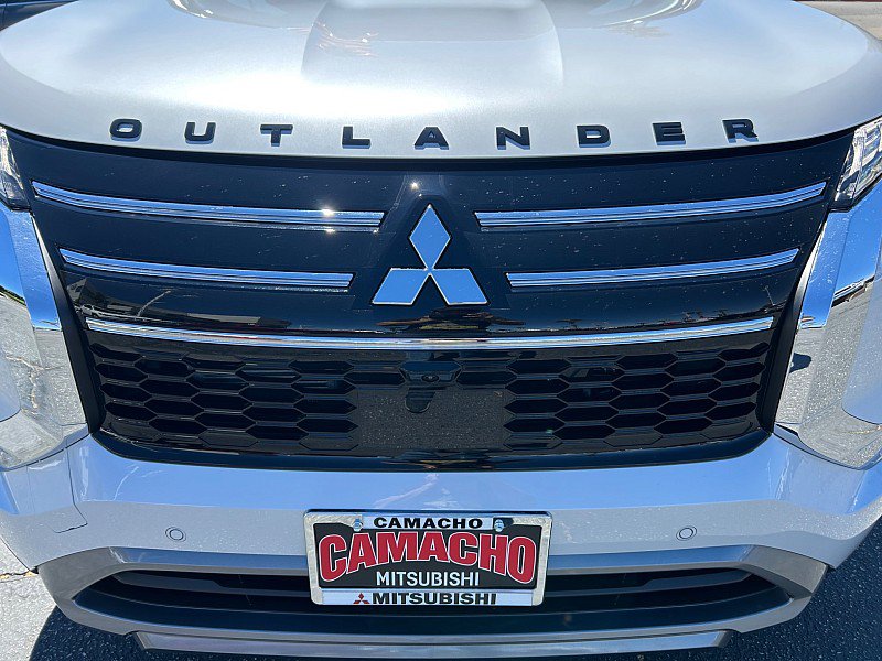 New 2026 Mitsubishi Outlander SE FWD image 9