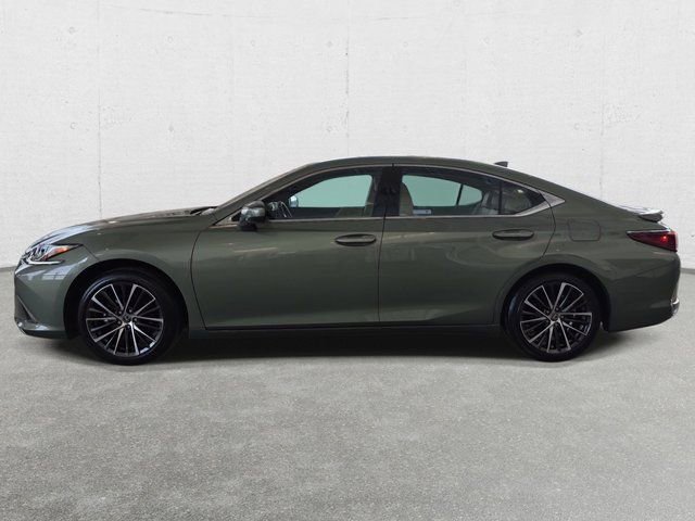 Certified 2025 Lexus ES 300h w/ Premium Package image 8