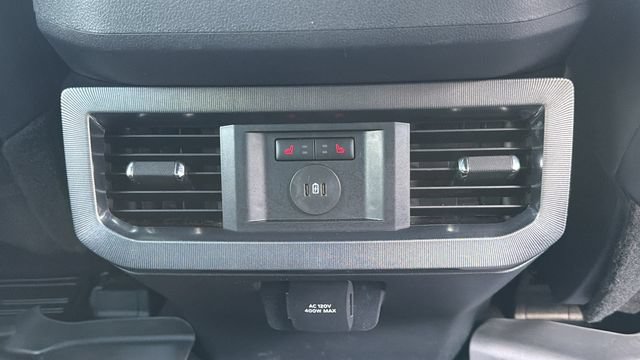Certified 2025 Ford F250 Platinum AWD/4WD image 16