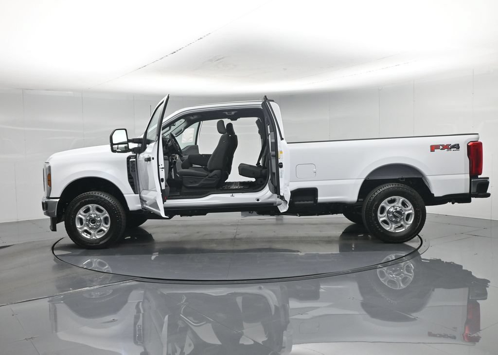 New 2026 Ford F350 XLT AWD/4WD image 34