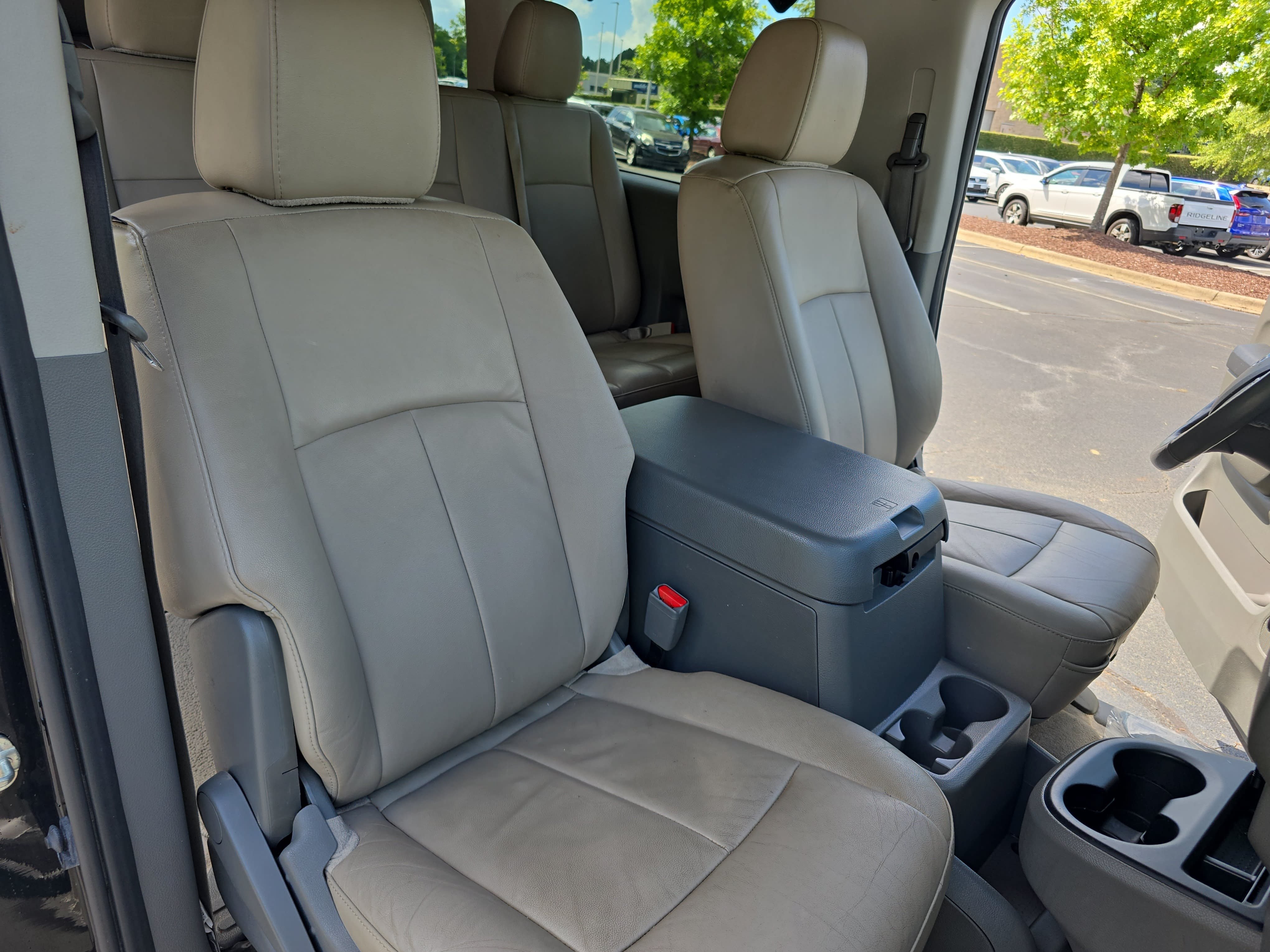 Used 2021 Nissan NV 3500 SL RWD image 10