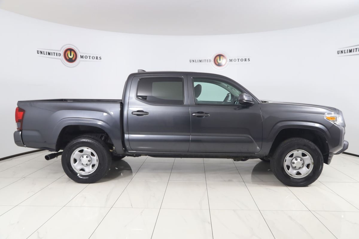 Used 2023 Toyota Tacoma SR AWD/4WD image 2