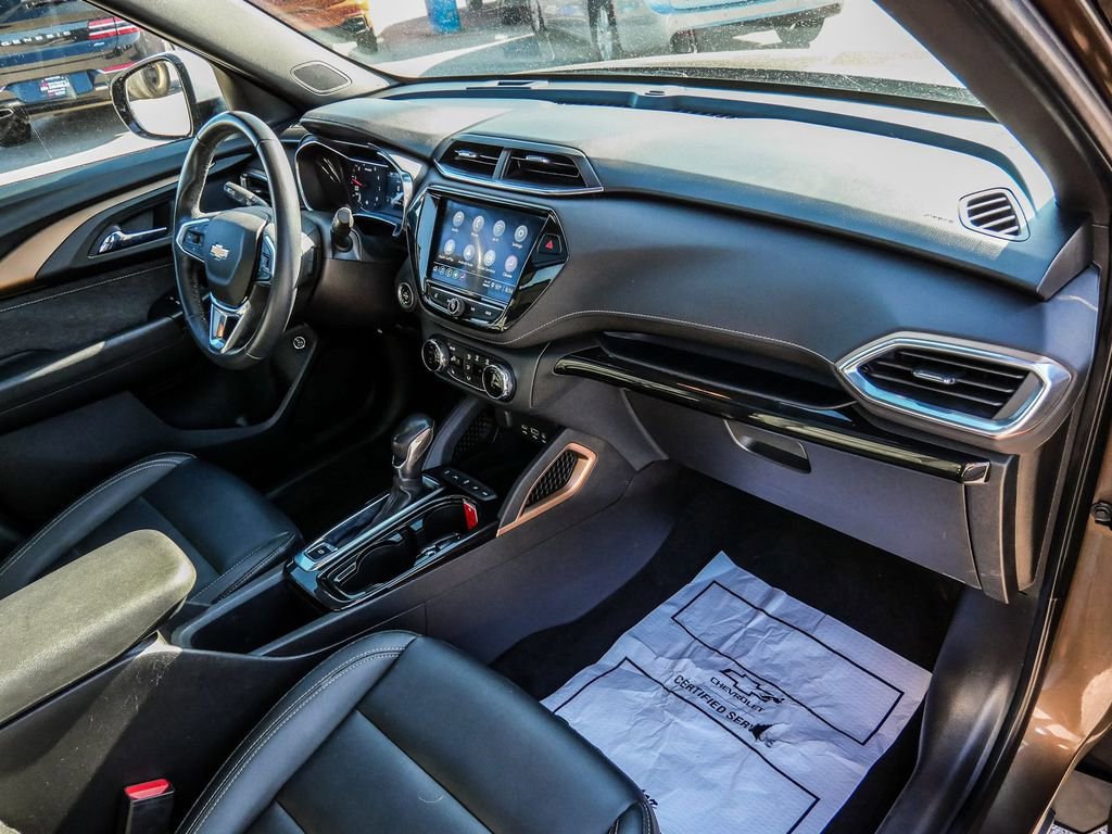 Used 2021 Chevrolet TrailBlazer ACTIV w/ Sun and Liftgate Package AWD/4WD image 15