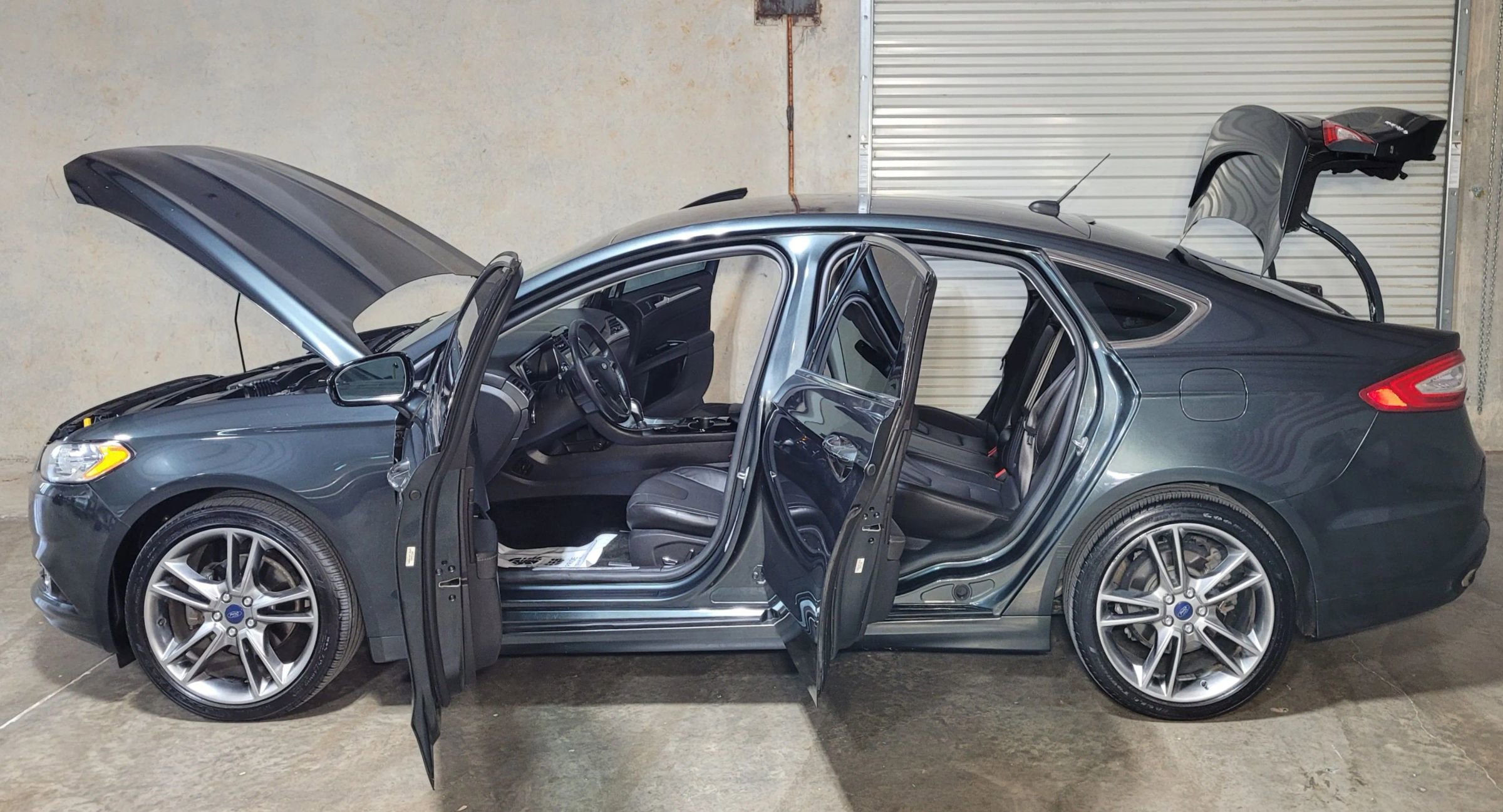 Used 2016 Ford Fusion Titanium image 12