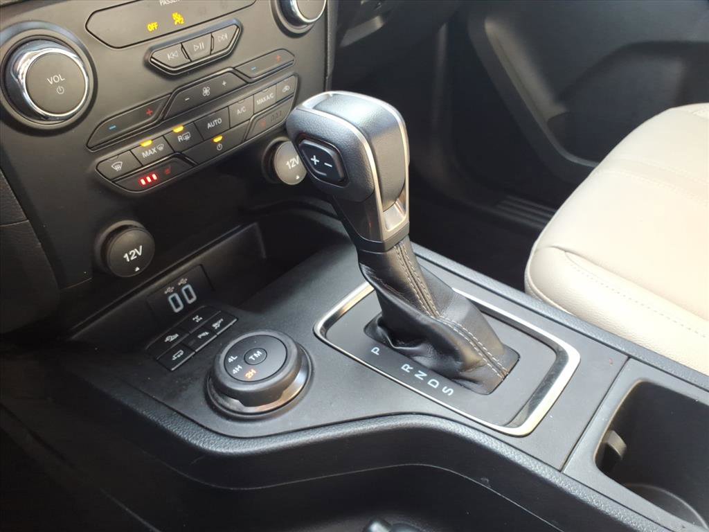 Used 2022 Ford Ranger Lariat w/ Equipment Group 501A High image 19