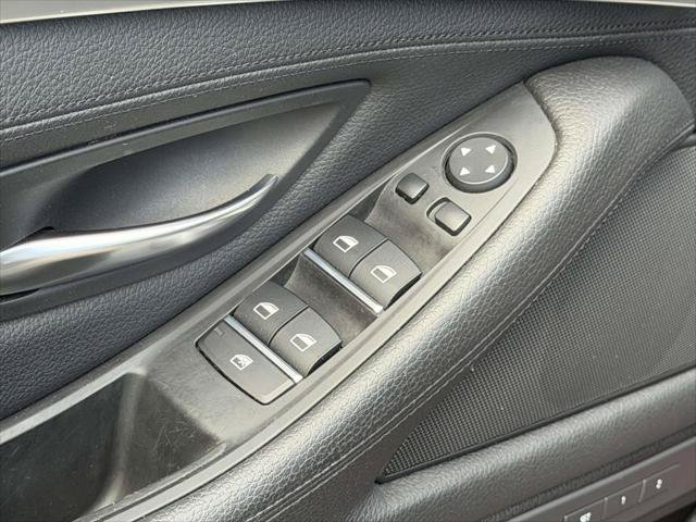 Used 2016 BMW 528i xDrive Sedan AWD/4WD image 19