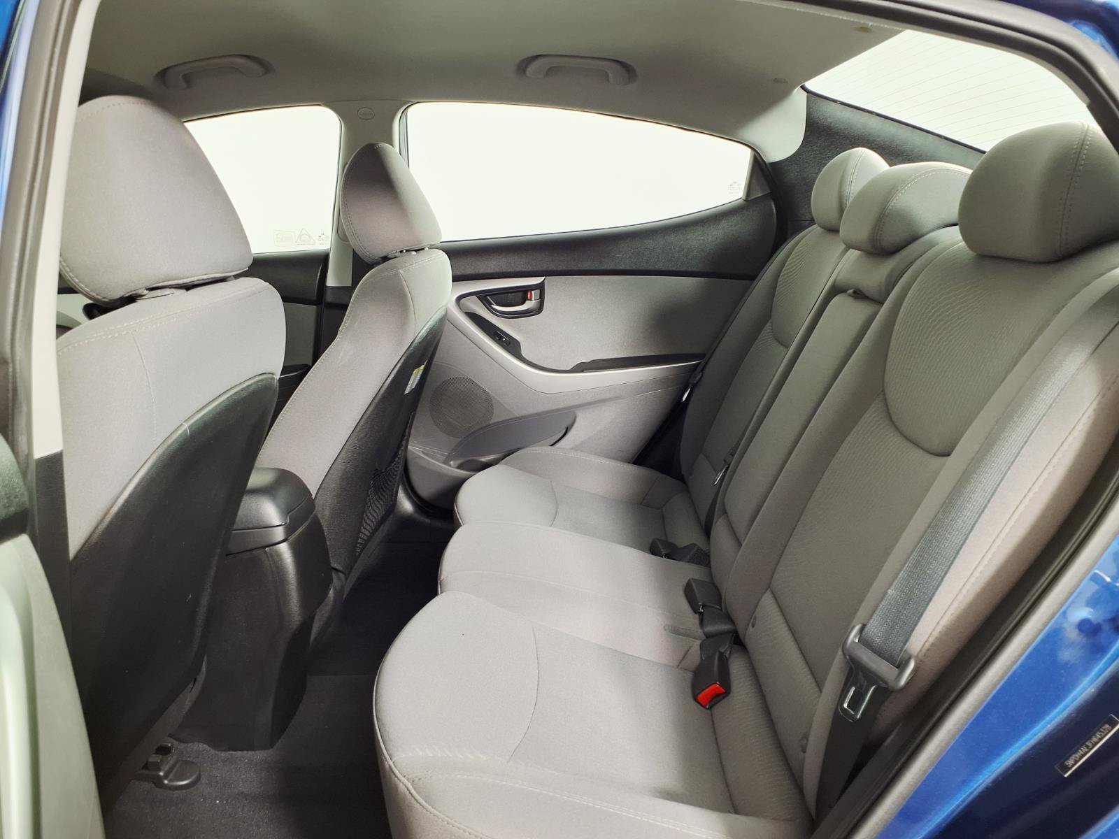 Used 2015 Hyundai Elantra SE FWD image 13