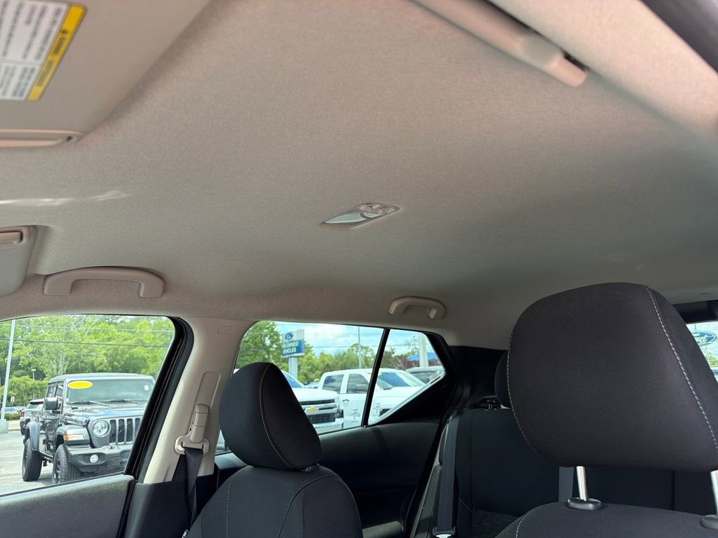 Used 2023 Nissan Kicks SV FWD image 33