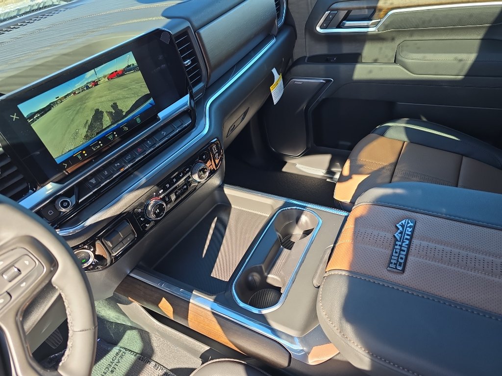 New 2026 Chevrolet Silverado 2500 High Country w/ High Country Premium Package AWD/4WD image 20