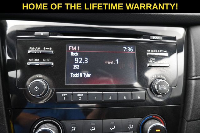 Used 2017 Nissan Rogue S AWD/4WD image 22