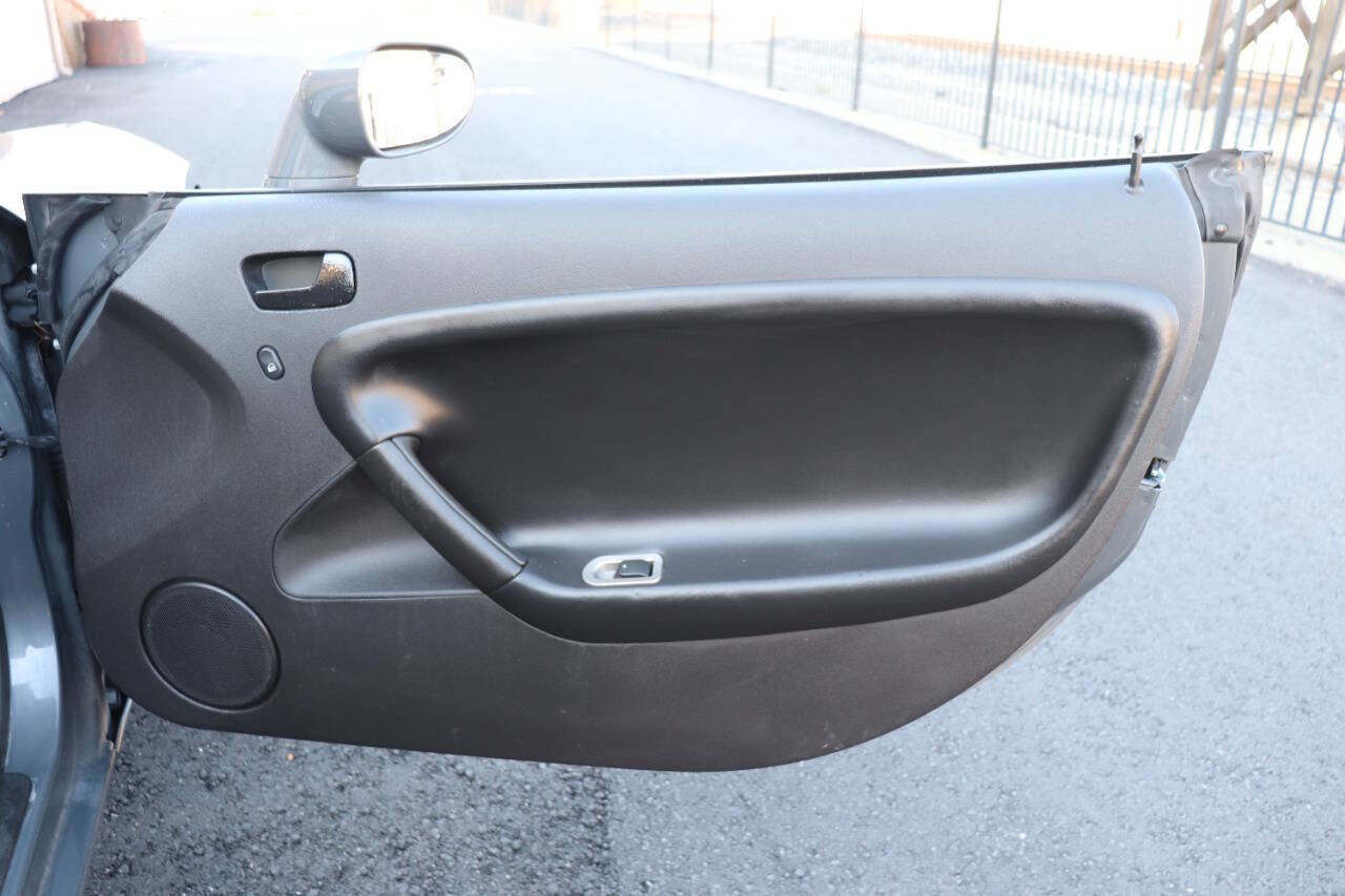 Used 2008 Pontiac Solstice Convertible w/ Preferred Package image 29