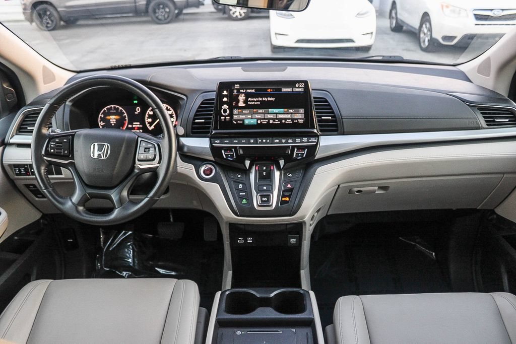 Used 2025 Honda Odyssey EX-L image 13