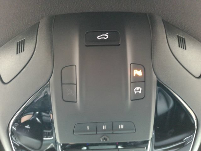 Used 2019 Maserati Levante AWD/4WD image 54