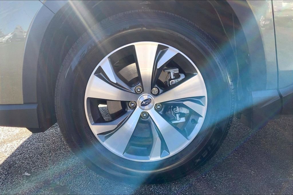 Certified 2025 Subaru Ascent Premium image 9