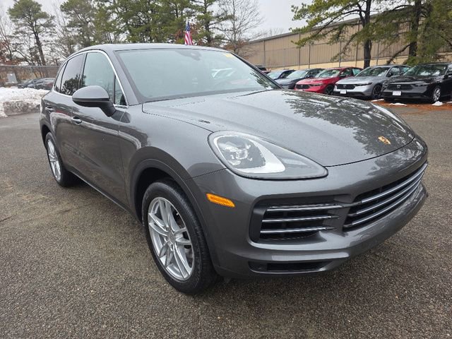 Used 2020 Porsche Cayenne image 2