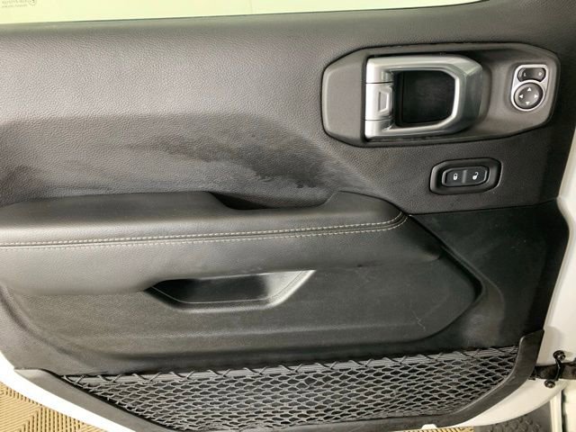 Used 2021 Jeep Wrangler Unlimited Sahara w/ Uconnect 4C Nav & Sound Group image 28