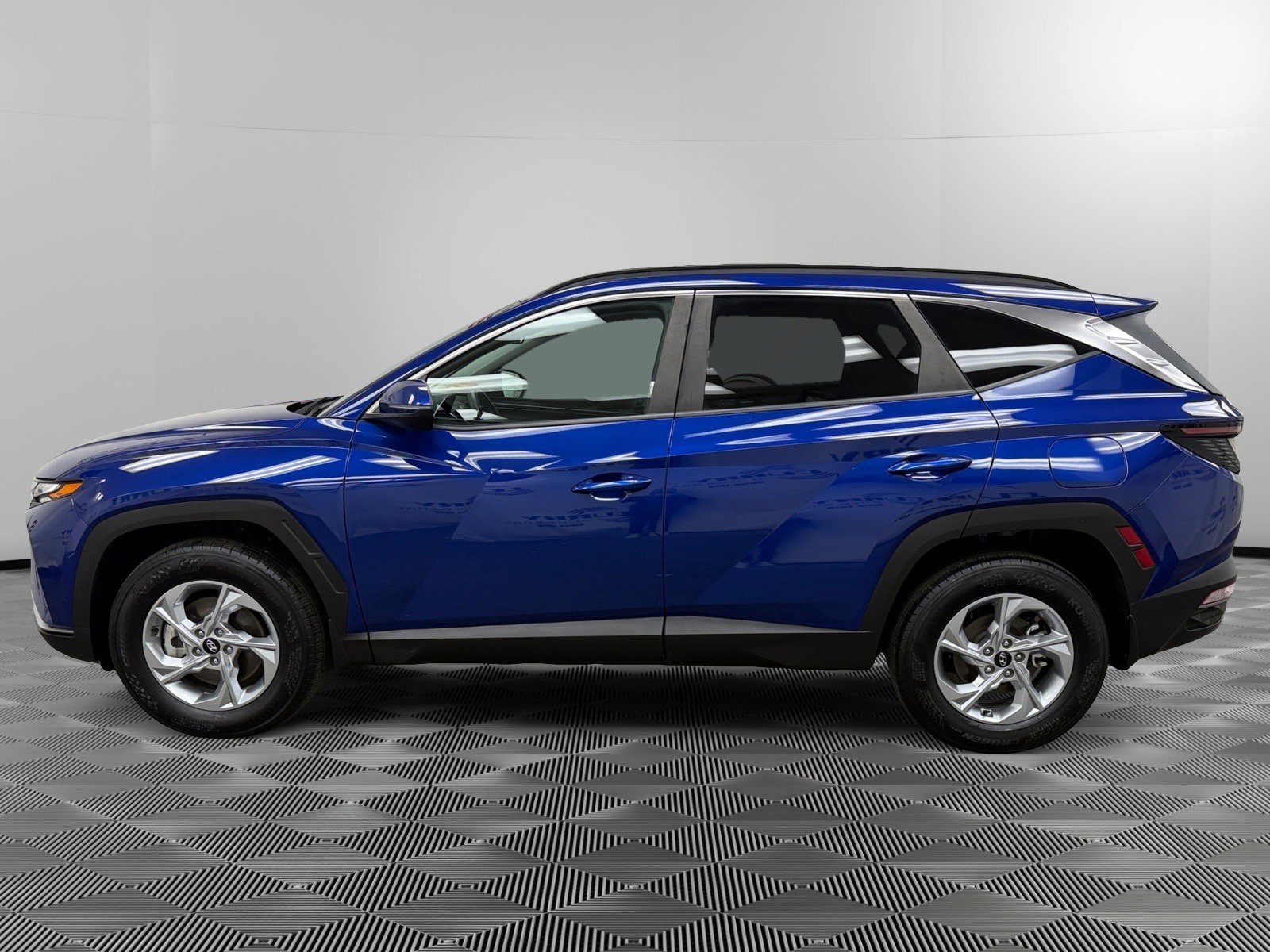 Certified 2023 Hyundai Tucson SEL image 2