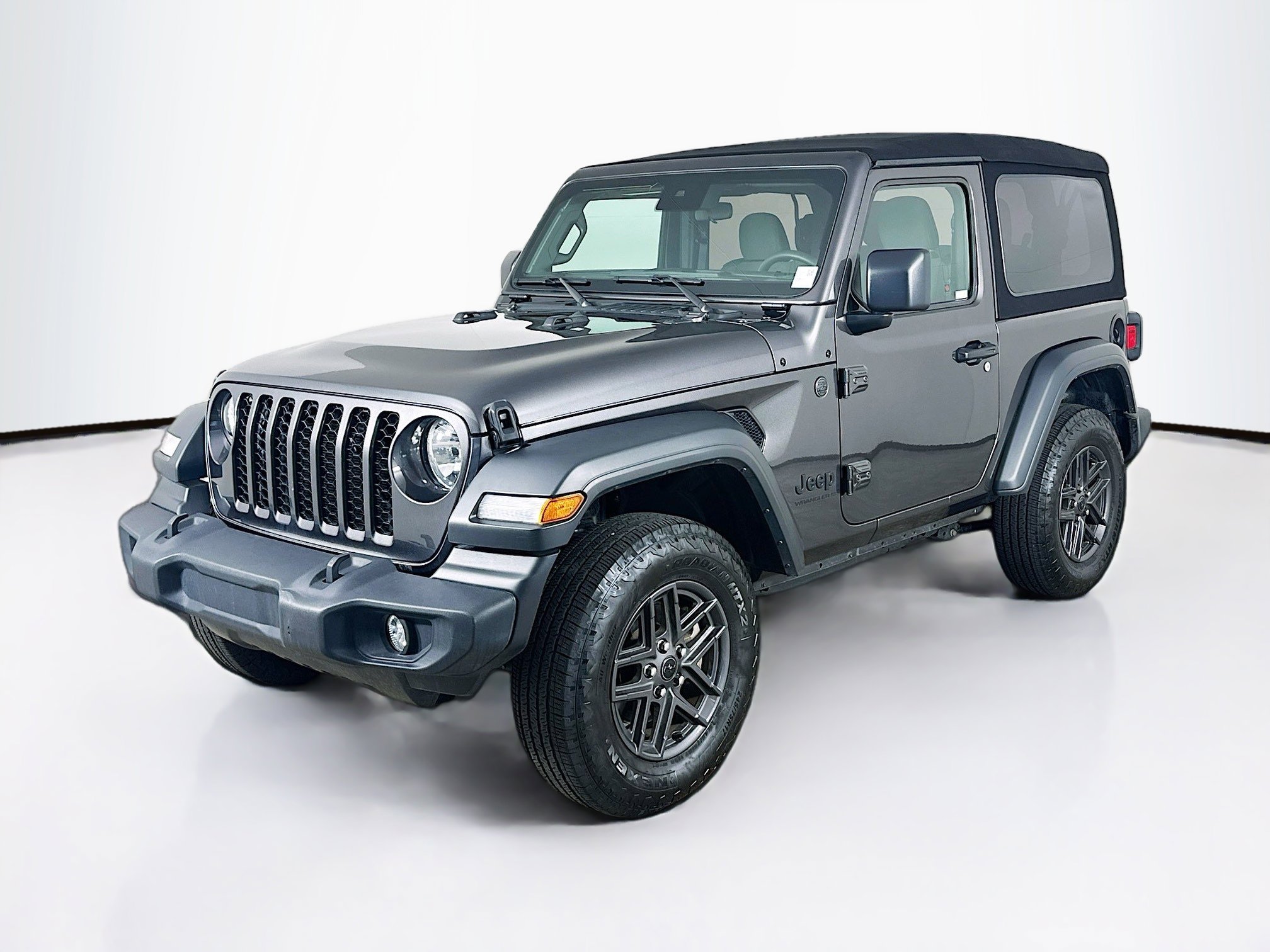 Used 2024 Jeep Wrangler Sport S image 3