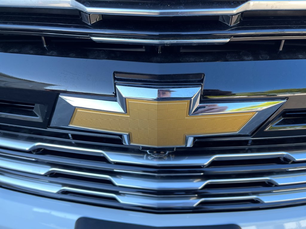 New 2026 Chevrolet Suburban High Country w/ Sun And Tow Package AWD/4WD image 32