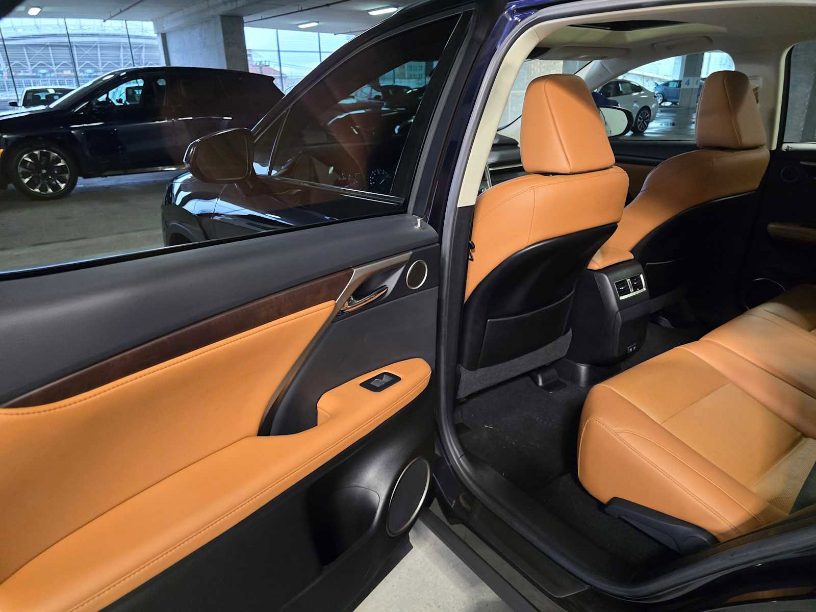 Used 2022 Lexus RX 350 AWD w/ Premium Package image 27