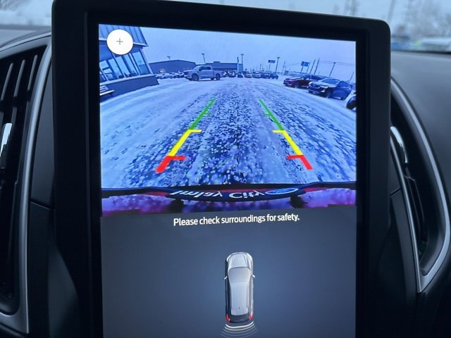 Used 2024 Ford Edge SEL w/ Sport Appearance Package image 31