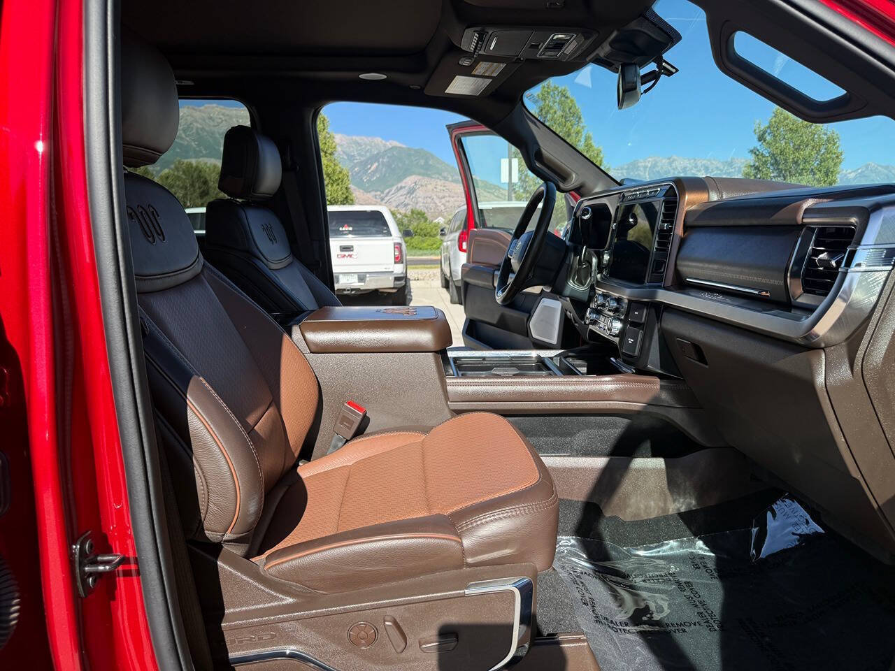 Used 2024 Ford F350 King Ranch AWD/4WD image 31
