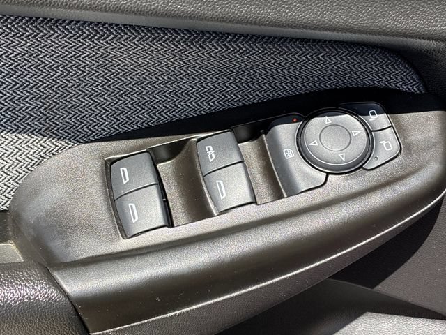 Used 2023 Chevrolet TrailBlazer LT w/ LPO, Blackout Package FWD image 13