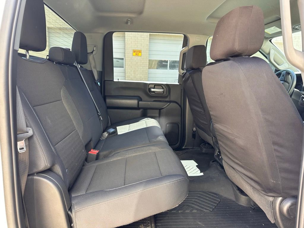 Used 2025 Chevrolet Silverado 2500 Custom w/ Custom Value Package image 6