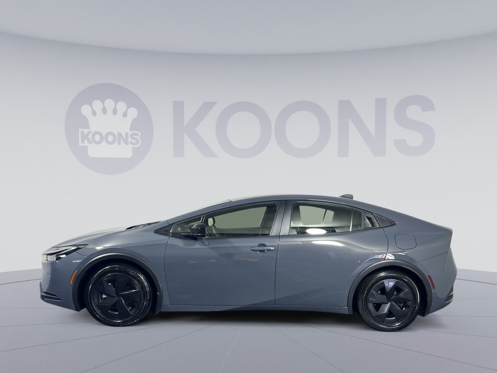 Used 2023 Toyota Prius Prime FWD image 7