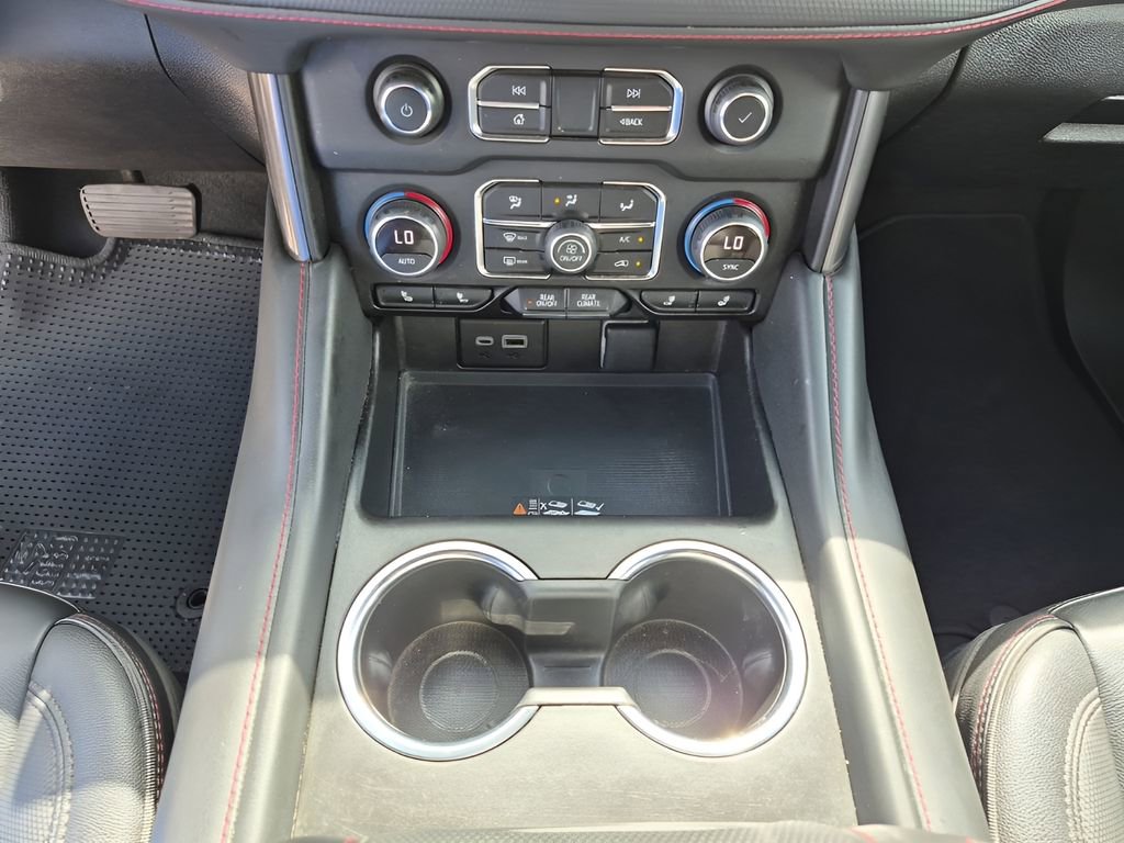 Used 2023 Chevrolet Suburban RST w/ Luxury Package image 40