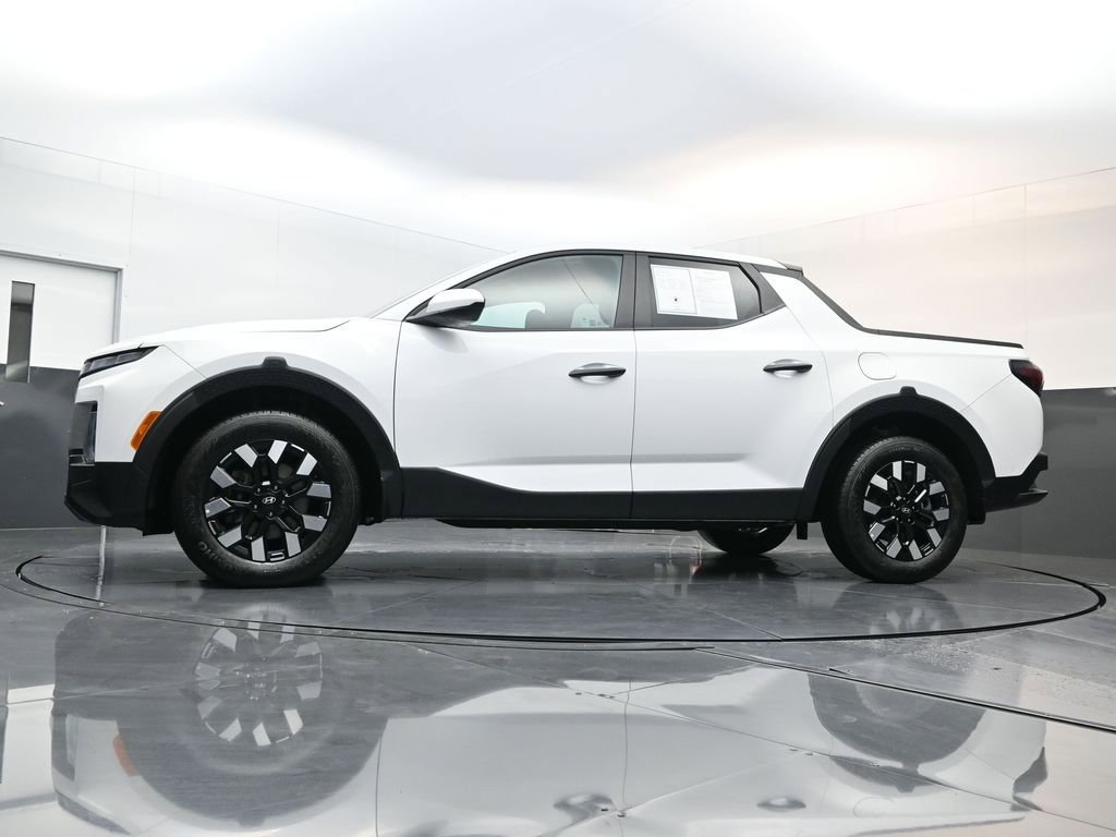 Certified 2025 Hyundai Santa Cruz SE image 26