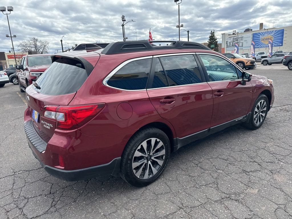Used 2017 Subaru Outback 2.5i Limited AWD/4WD image 8