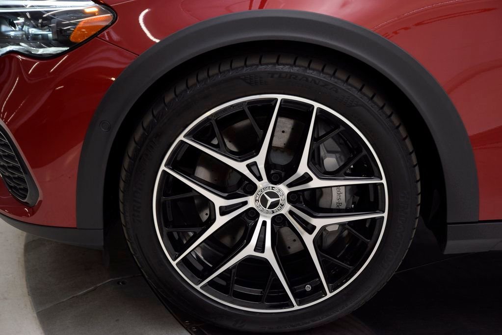 Used 2025 Mercedes-Benz E 450 4MATIC All-Terrain Wagon image 12