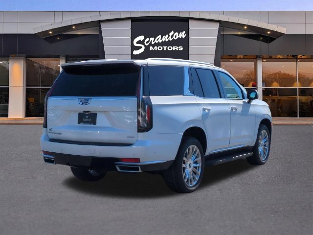 Used 2021 Cadillac Escalade Premium Luxury w/ Performance Package AWD/4WD image 5