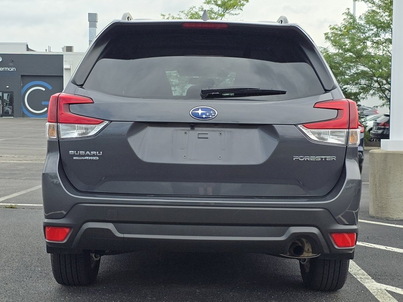 Used 2023 Subaru Forester Premium AWD/4WD image 6