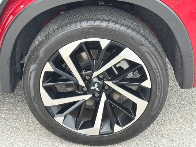 Used 2023 Mitsubishi Outlander SEL FWD image 14