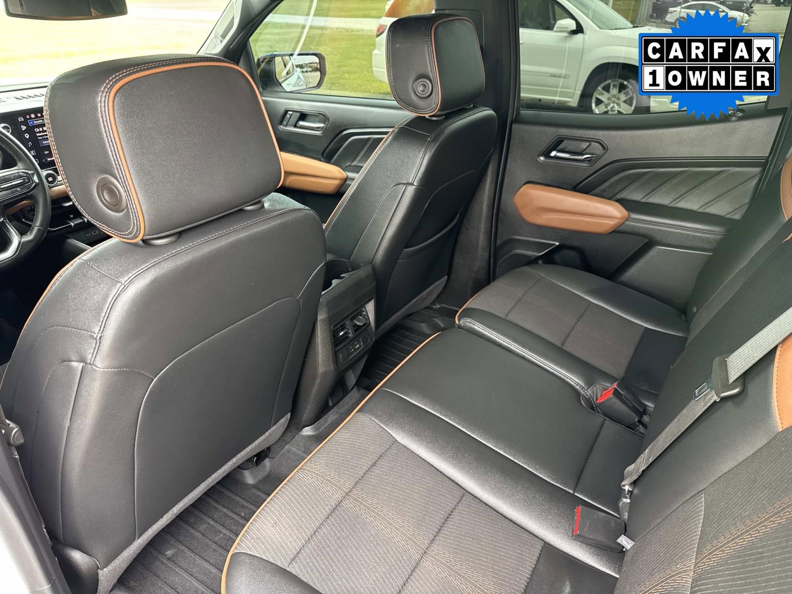 Used 2025 GMC Canyon AT4 AWD/4WD image 17