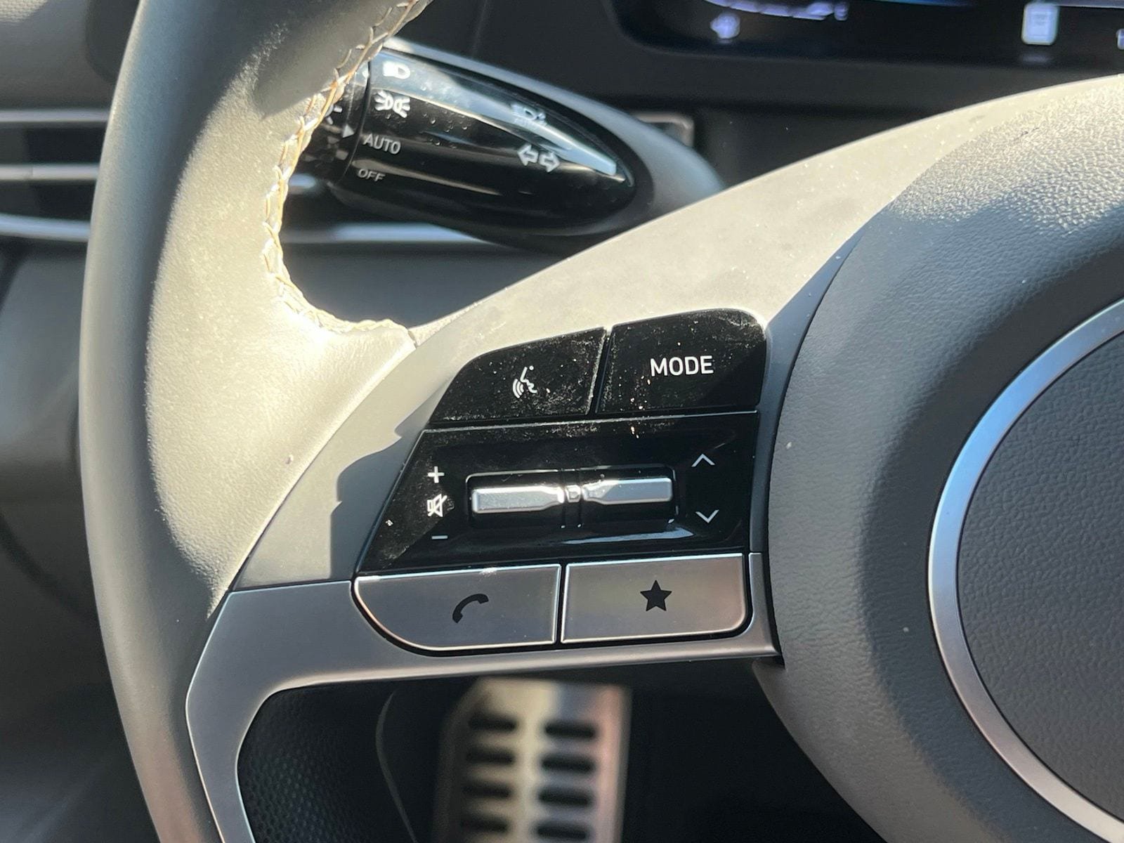 Certified 2025 Hyundai Elantra Sport FWD image 27
