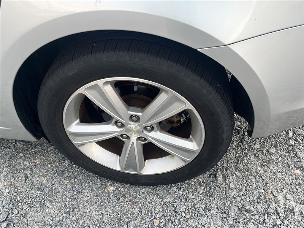 Used 2015 Chevrolet Cruze LT FWD image 11