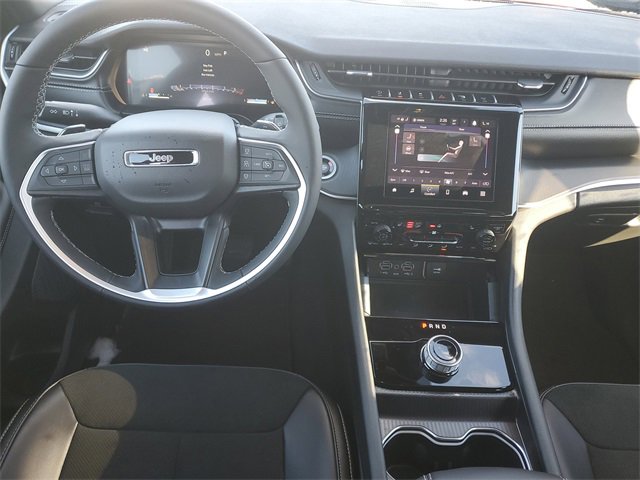 New 2025 Jeep Grand Cherokee L Altitude image 14